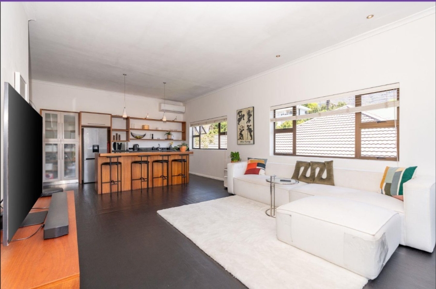 To Let 2 Bedroom Property for Rent in Vredehoek Western Cape